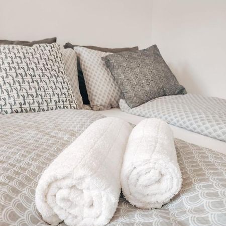 Studio Apartment Sanya Любляна Екстериор снимка
