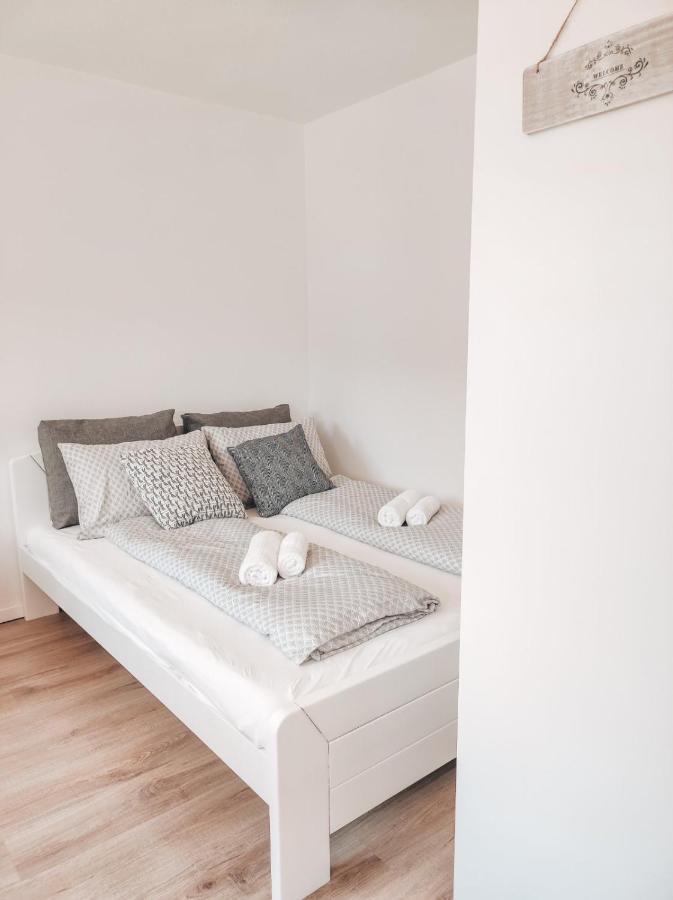 Studio Apartment Sanya Любляна Екстериор снимка